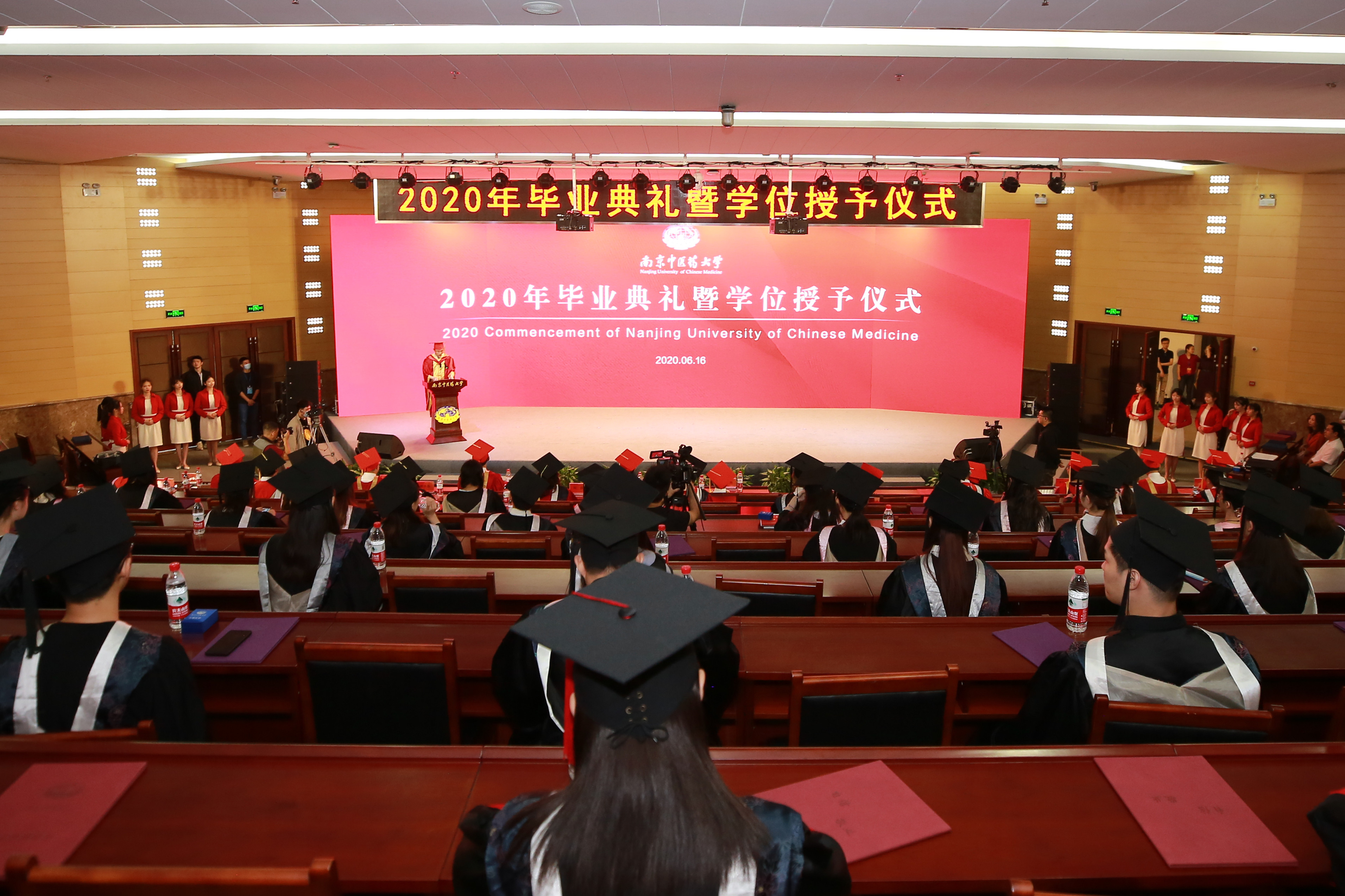 我校举行2022年“校庆杯”男生篮球赛_湖北省通山县第一中学